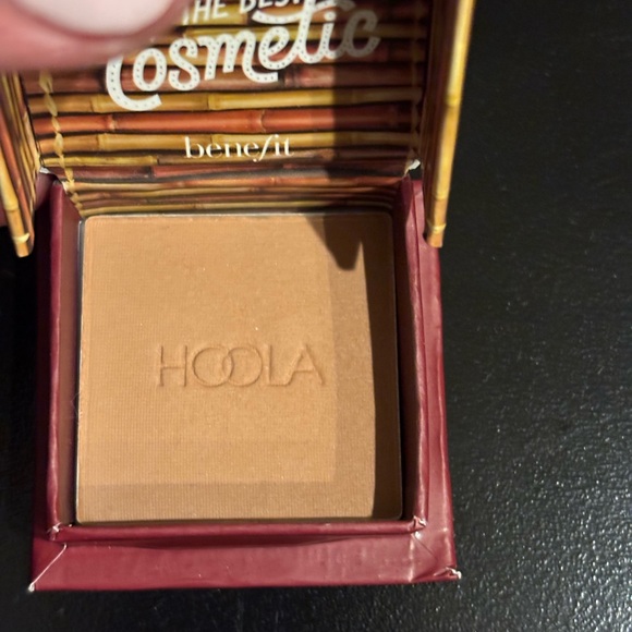 IT Cosmetics Hoola Matte Bronzer - Picture 2 of 7